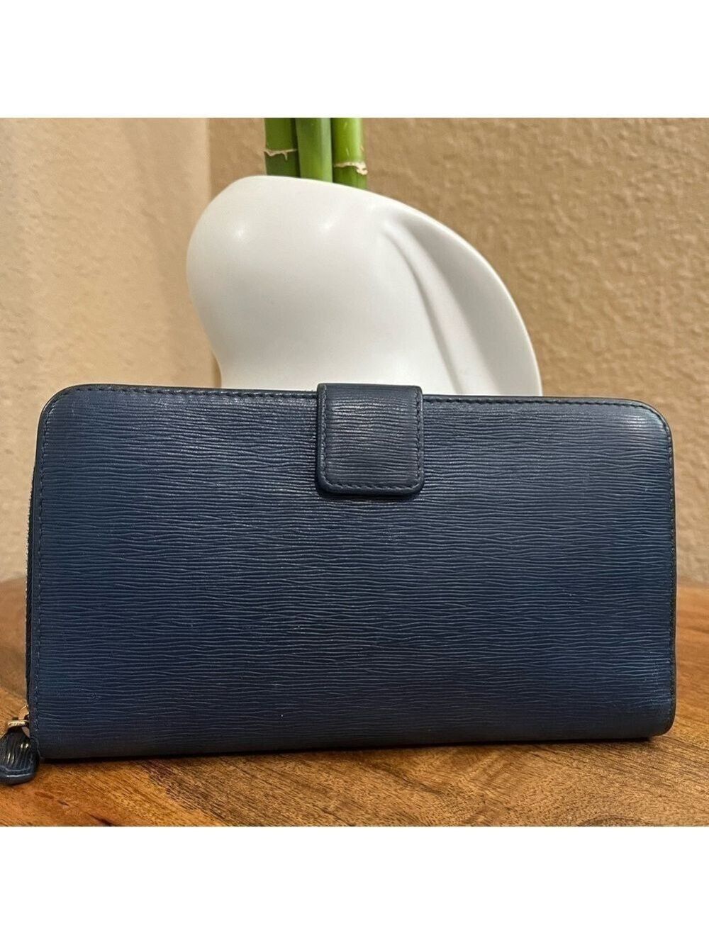 PRADA NAVY VITELLO MOVE WALLET - Picture 2 of 11